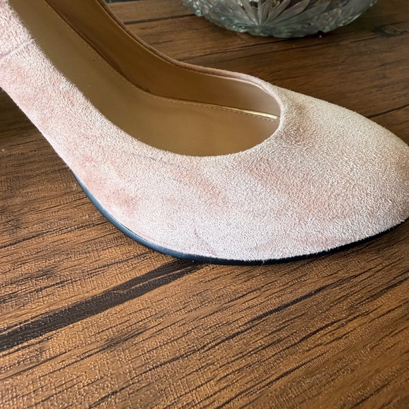 Vince Camuto Blush Suede Heels - Picture 6 of 8